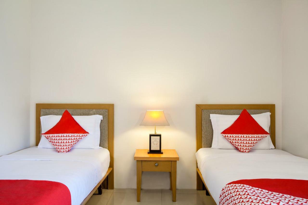 Oyo 107 Kusuma Kemang Suite Jakarta Exterior photo